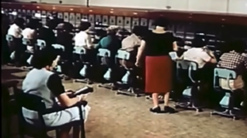 吹個口哨就能打電話？揭秘黑客鼻祖如何“玩弄”電話系統