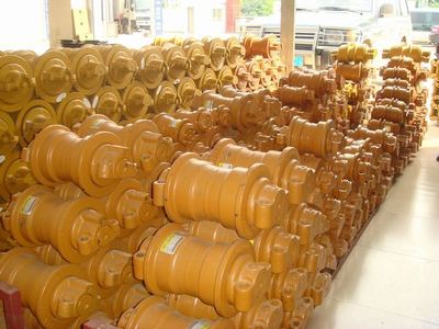 小松360-7四輪一帶 價格、廠家與工程機械配件全解析